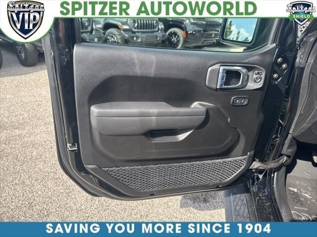 Jeep Wrangler 4-Door Sport S - Thumbnail 6