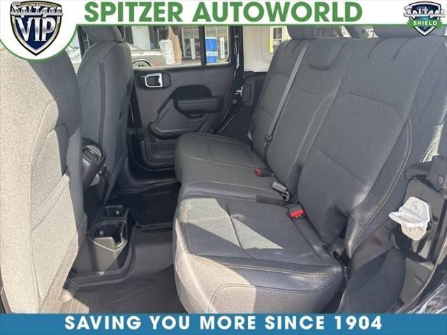 Jeep Wrangler 4-Door Sport S - Thumbnail 9