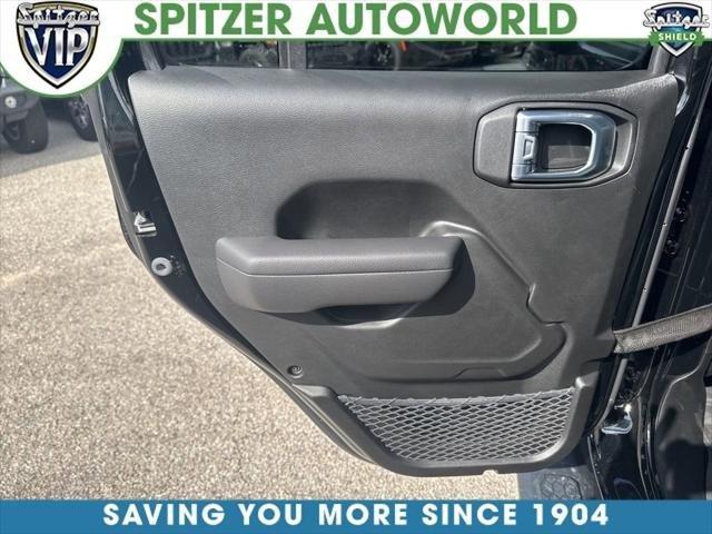 Jeep Wrangler 4-Door Sport S - Thumbnail 8