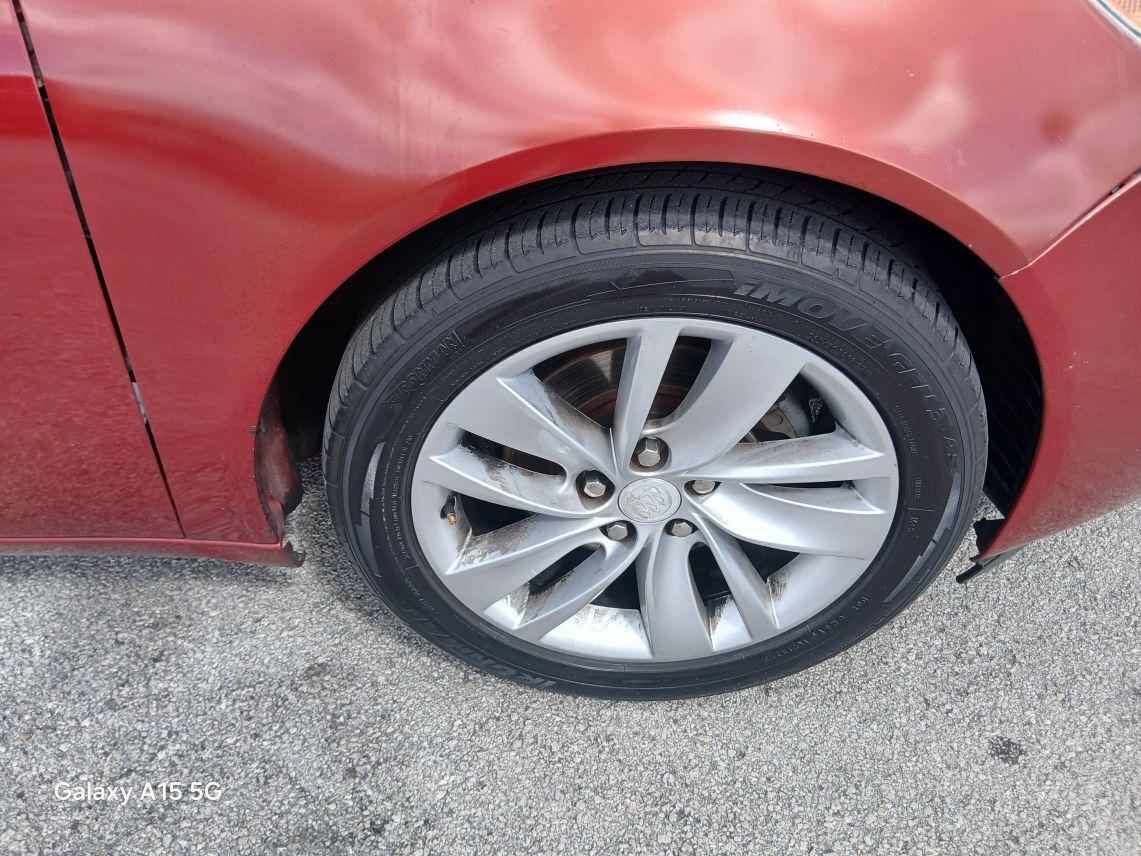 Buick Regal - Thumbnail 20