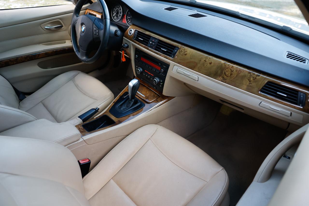 BMW 328I4Dr Sedan - Thumbnail 16