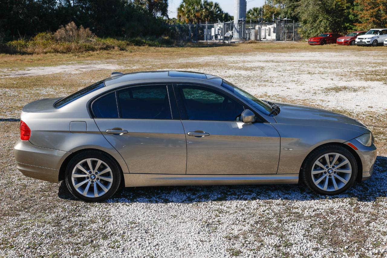 BMW 328I4Dr Sedan - Thumbnail 13