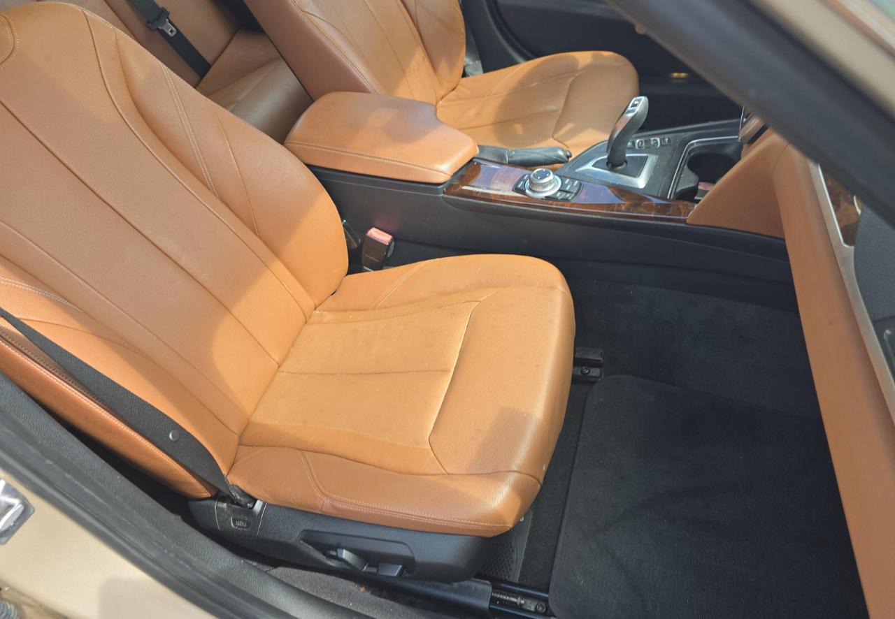 BMW 328Ixdrive Luxury Line 4Dr Sedan - Thumbnail 10