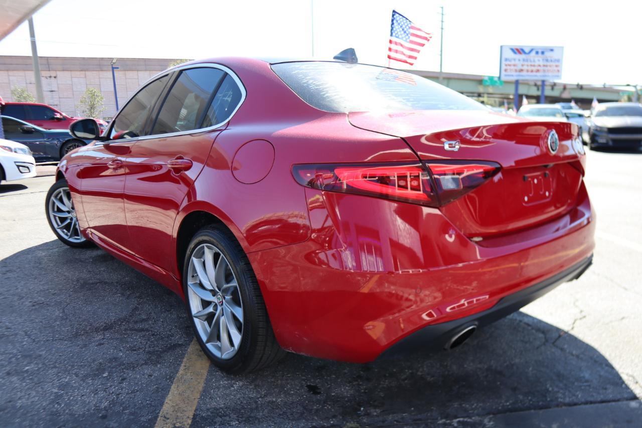 Alfa Romeo Giuliaawd - Thumbnail 9