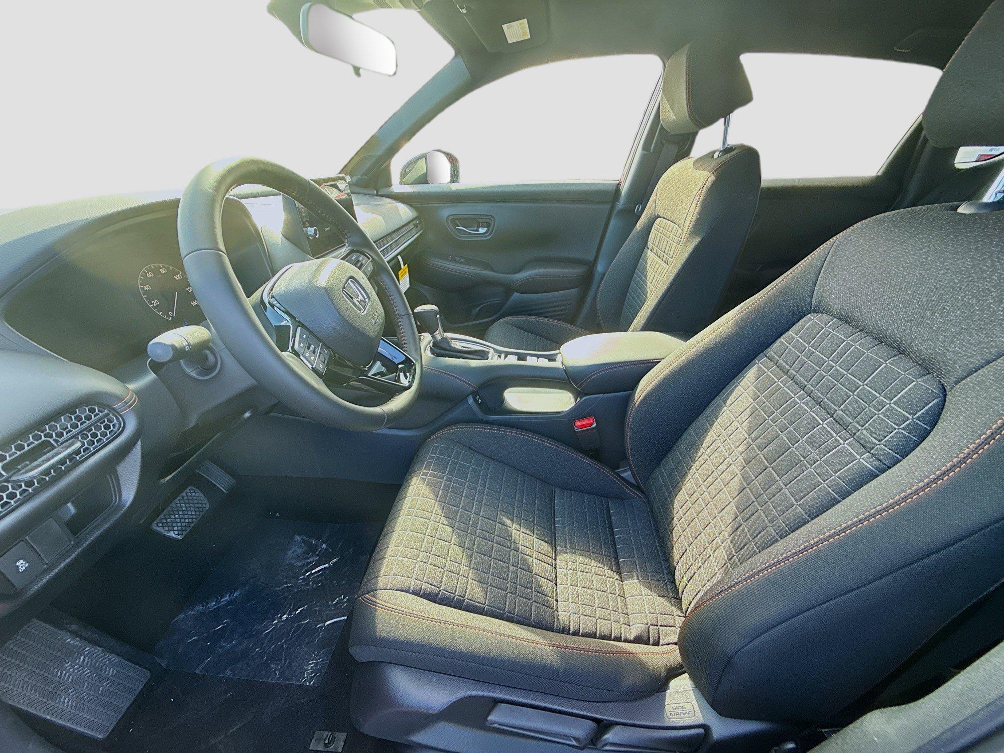 Honda Hr-V Sport Fwd - Thumbnail 17