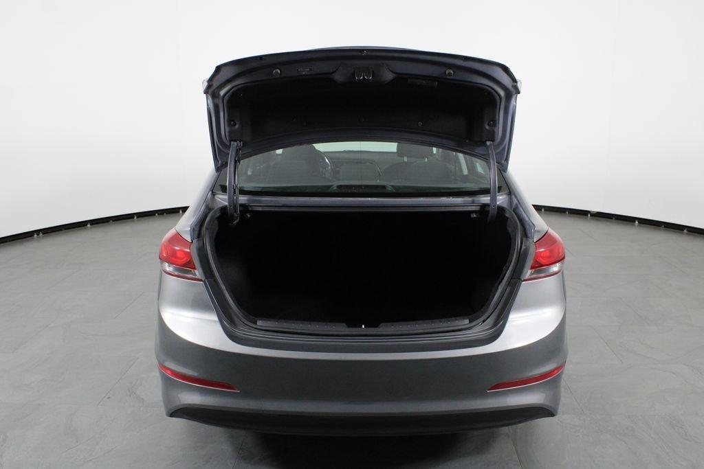 Hyundai Elantra Value Edition - Thumbnail 16