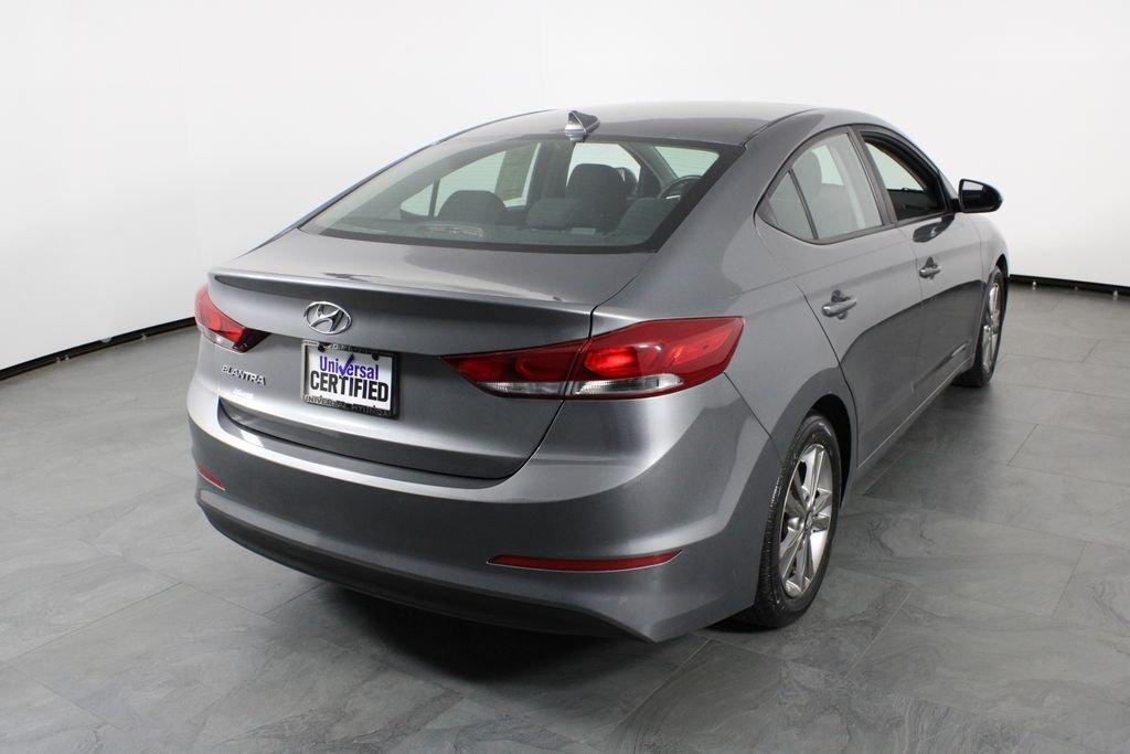 Hyundai Elantra Value Edition - Thumbnail 15
