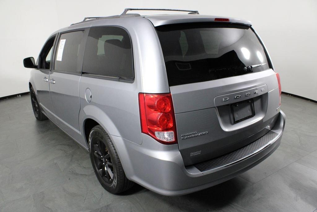 Dodge Grand Caravan Gt - Thumbnail 4