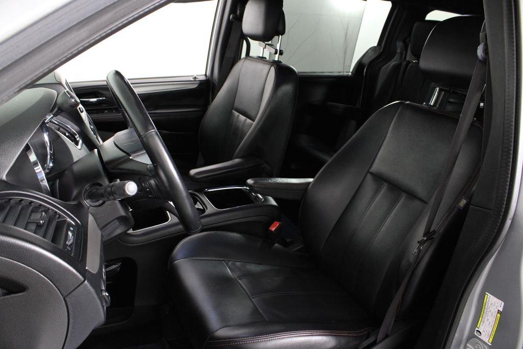 Dodge Grand Caravan Gt - Thumbnail 18