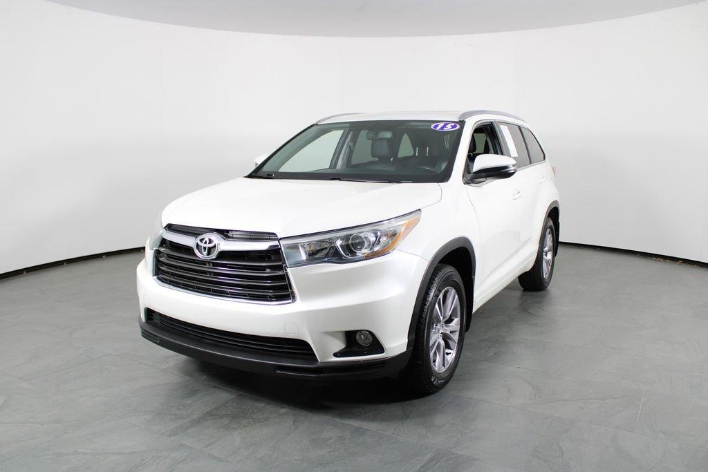 Toyota Highlander Xle V6 - Thumbnail 3