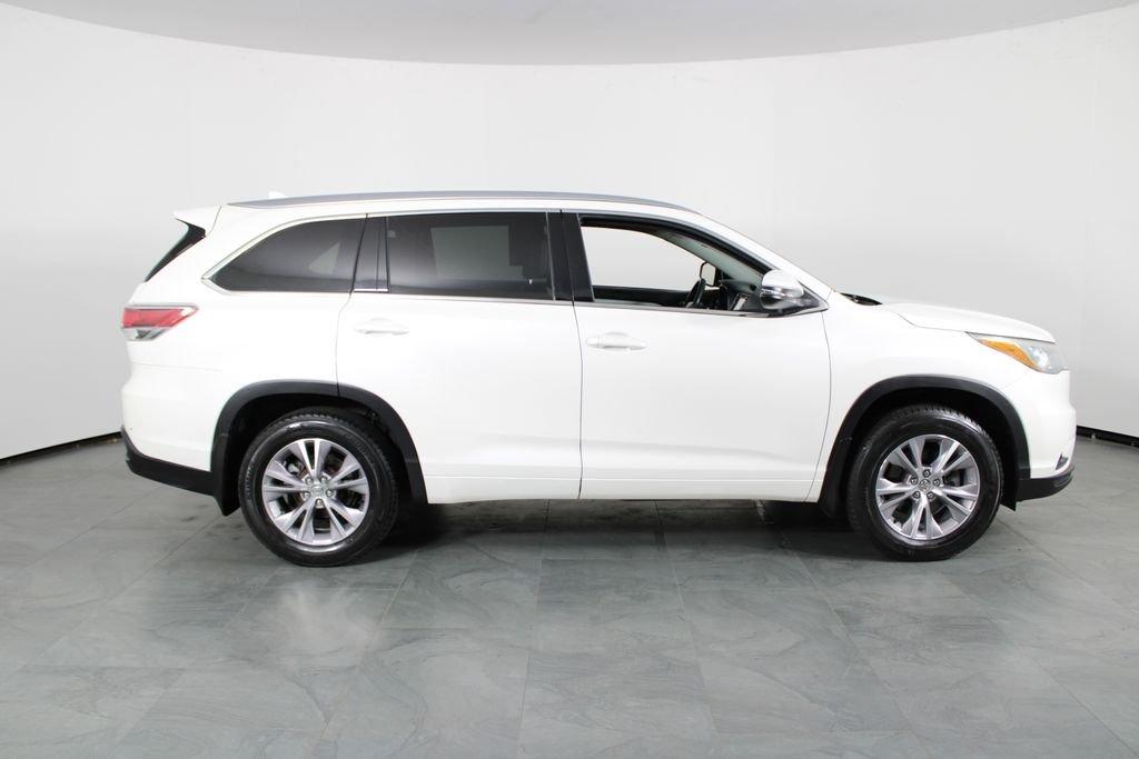 Toyota Highlander Xle V6 - Thumbnail 14