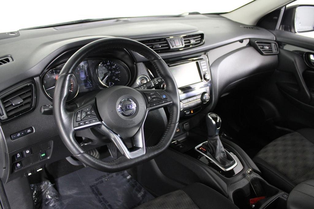 Nissan Rogue Sport Sv - Thumbnail 18