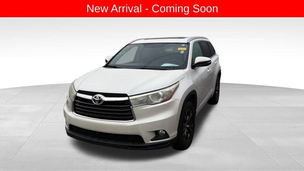 Toyota Highlander Xle V6 - Thumbnail 2