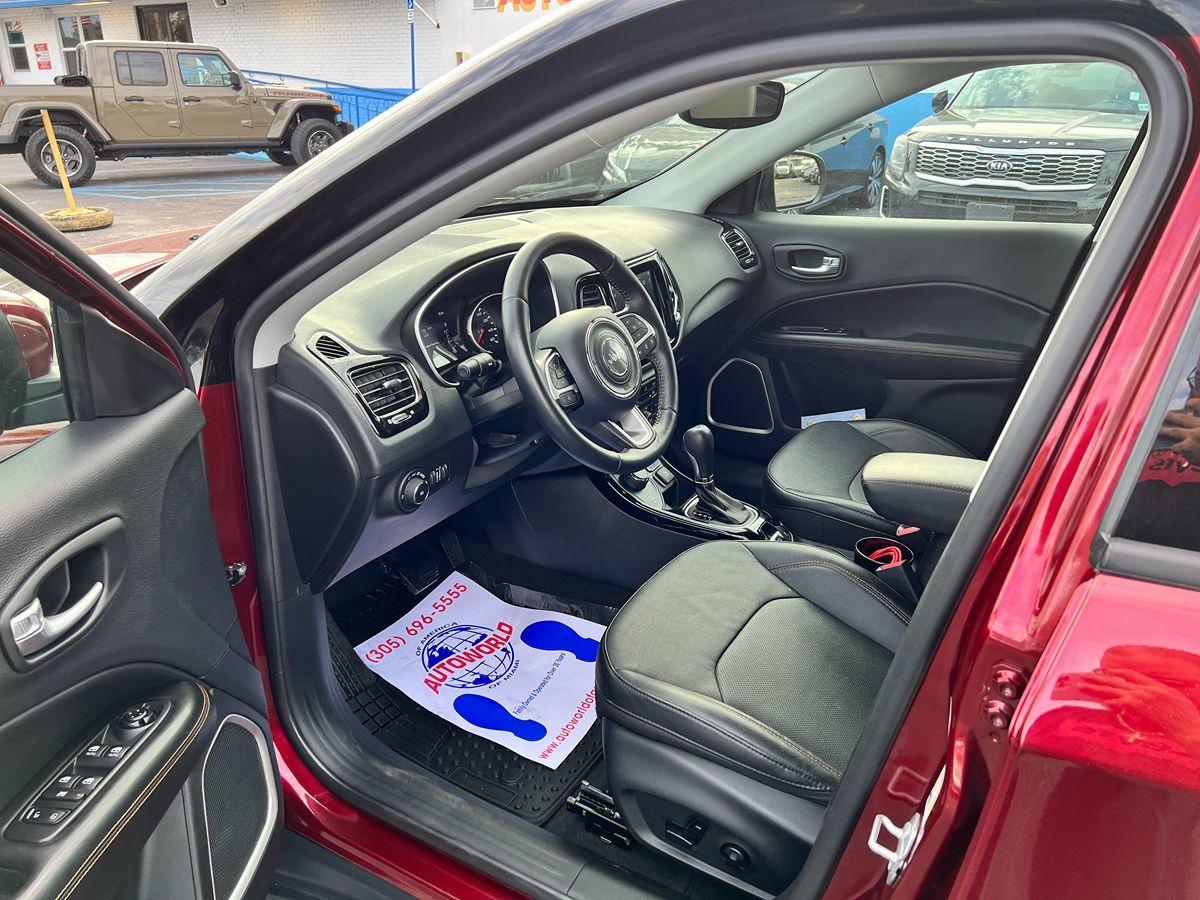 Jeep Compass Limited 4X4 - Thumbnail 11