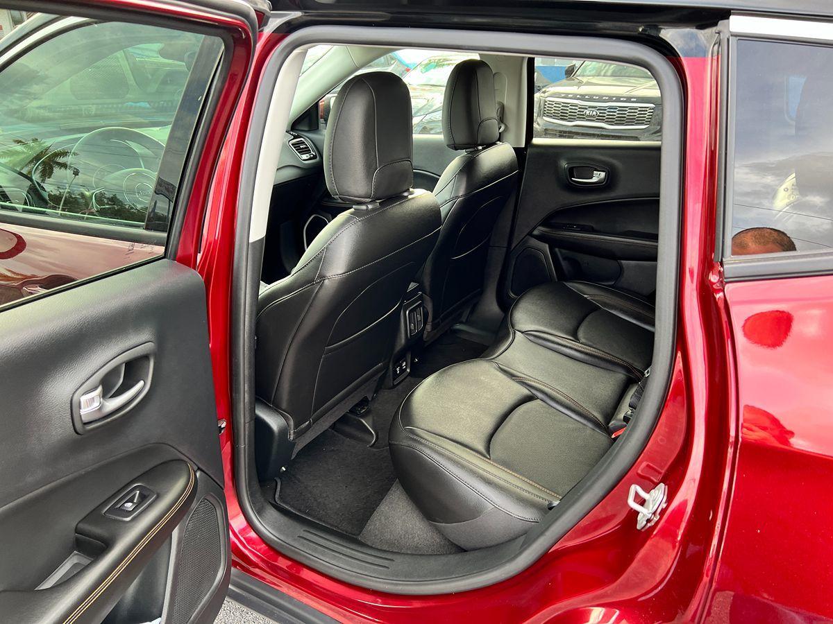 Jeep Compass Limited 4X4 - Thumbnail 14