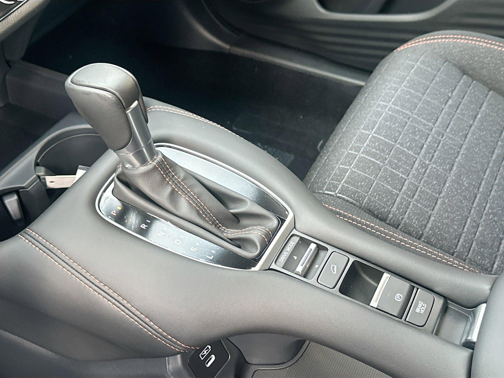 Honda Hr-V Sport Fwd - Thumbnail 14