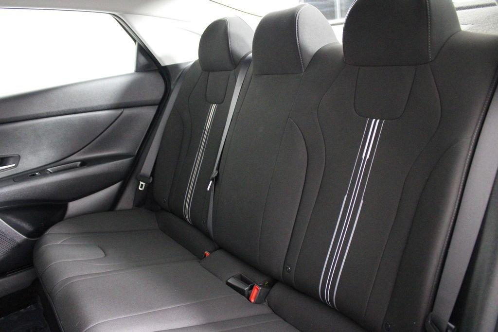 Hyundai Elantra Sel - Thumbnail 20