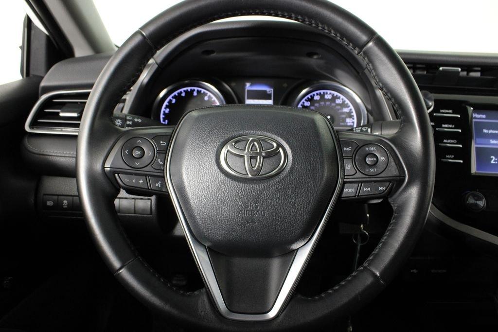 Toyota Camry Se - Thumbnail 10