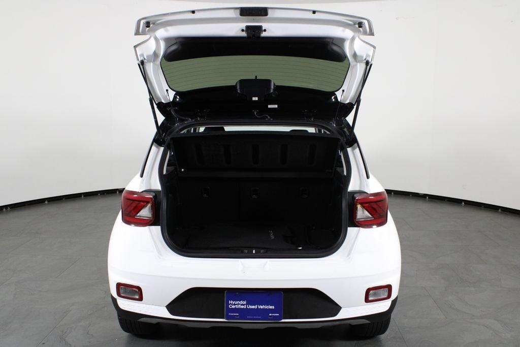 Hyundai Venue Limited - Thumbnail 16