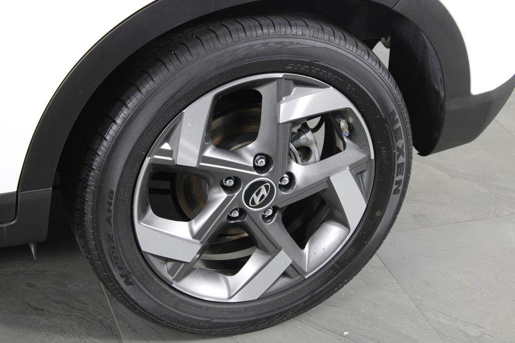 Hyundai Venue Limited - Thumbnail 13