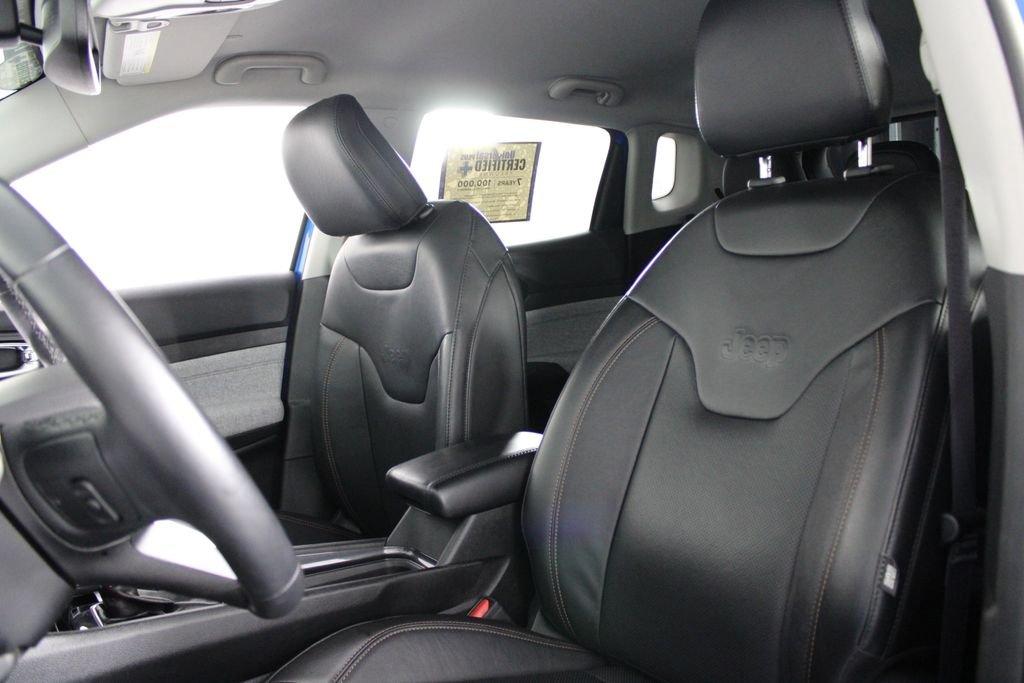 Jeep Compass Latitude Lux - Thumbnail 18