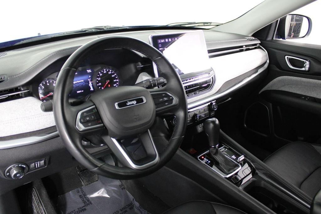 Jeep Compass Latitude Lux - Thumbnail 17