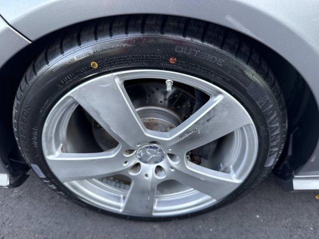 Mercedes-Benz E 350 - Thumbnail 13