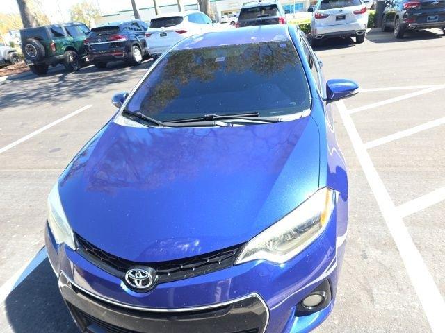 Toyota Corolla S - Thumbnail 9