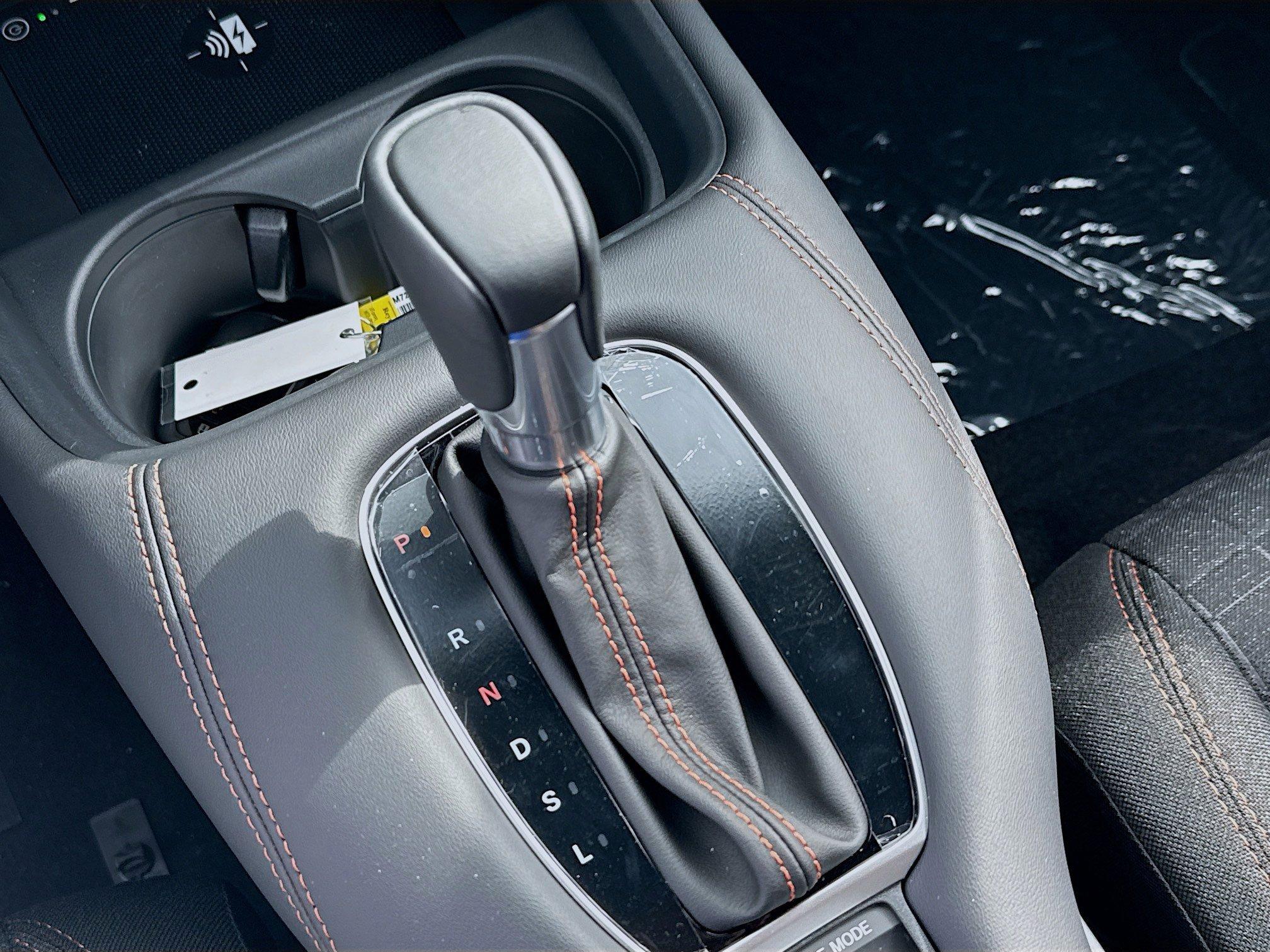 Honda Hr-V Sport Fwd - Thumbnail 16