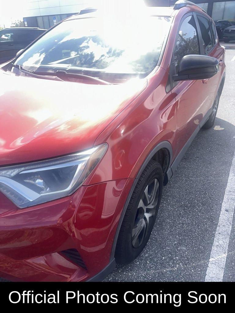 Toyota Rav4 Le - Thumbnail 2