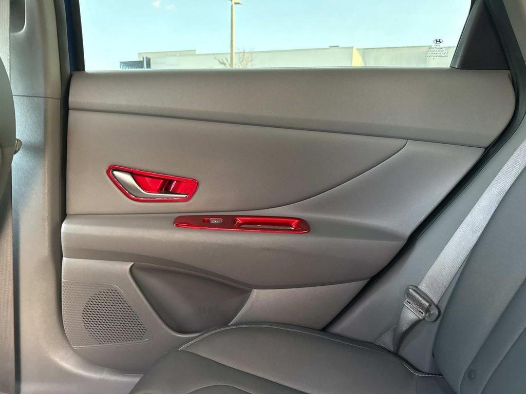 Hyundai Elantra Sel - Thumbnail 20