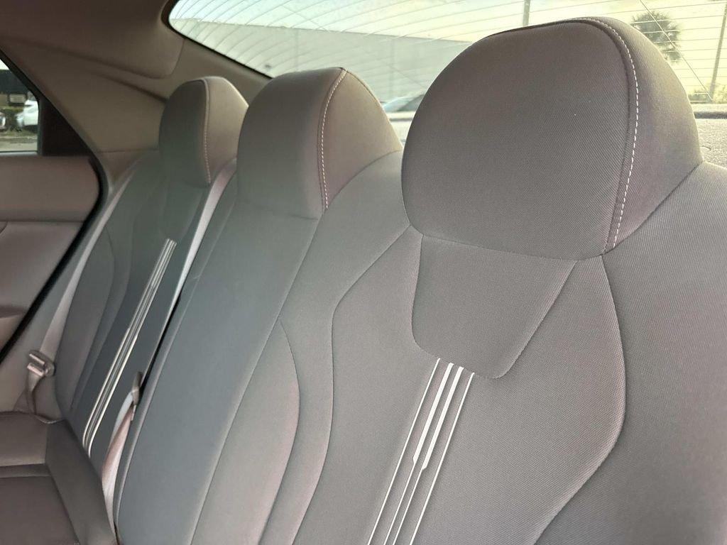 Hyundai Elantra Sel - Thumbnail 17