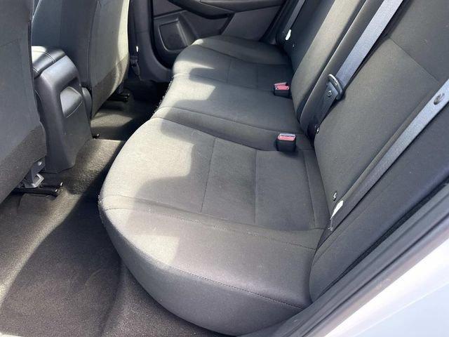 Nissan Sentra S - Thumbnail 17