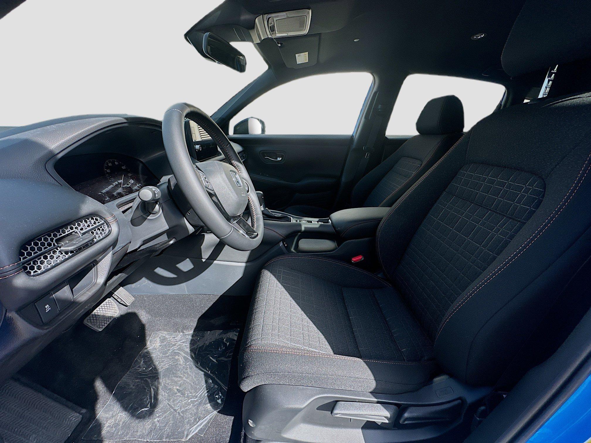 Honda Hr-V Sport Fwd - Thumbnail 17