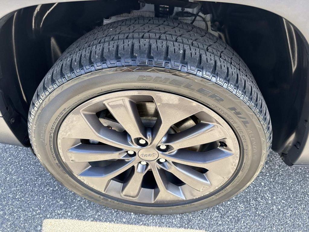 Jeep Cherokee Latitude Lux - Thumbnail 13