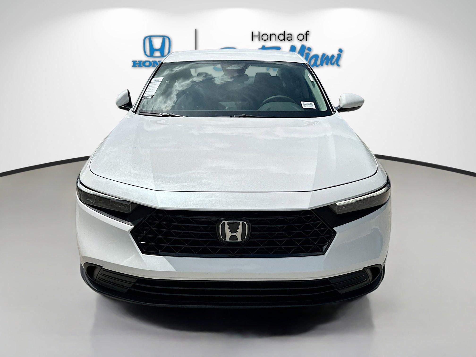 Honda Accord Sedan Lx Fwd - Thumbnail 3