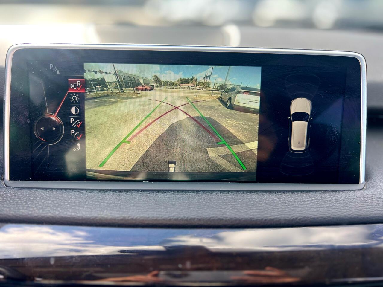 BMW X5Xdrive50I - Thumbnail 17