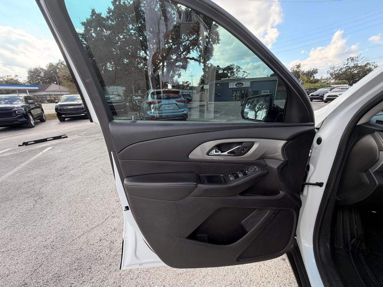 Chevrolet Traversels Fwd - Thumbnail 17