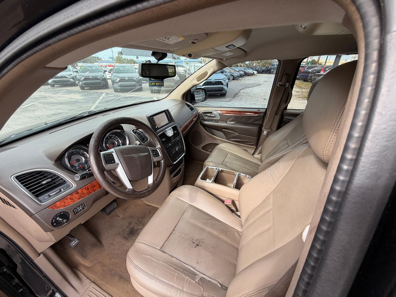 Chrysler Town & Countrytouring-L - Thumbnail 16