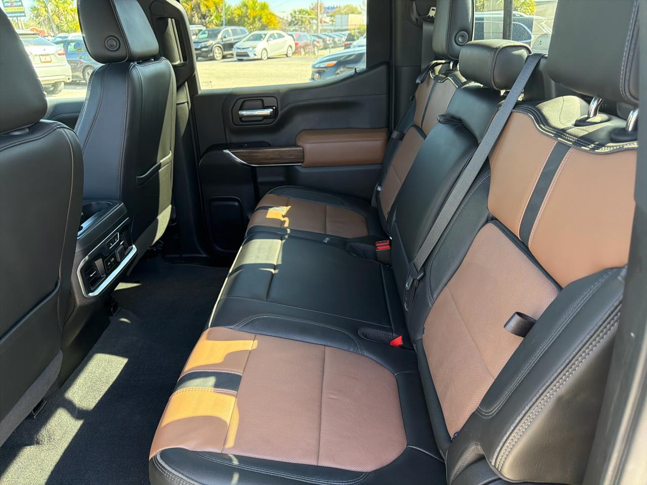 Chevrolet Silverado 1500High Country Crew Cab Short Box 2Wd - Thumbnail 10