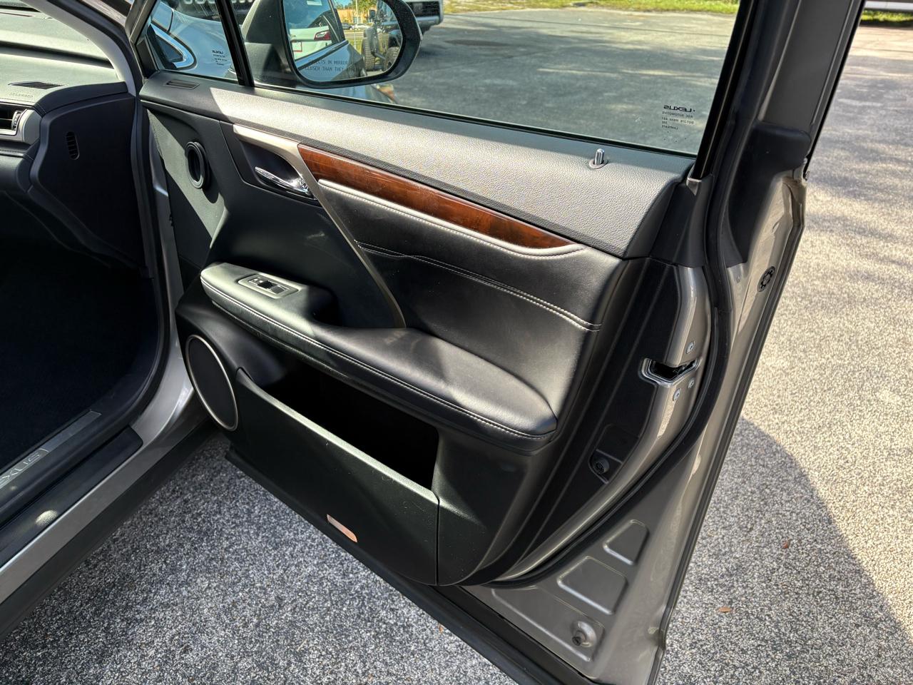 Lexus Rx 350Fwd - Thumbnail 19