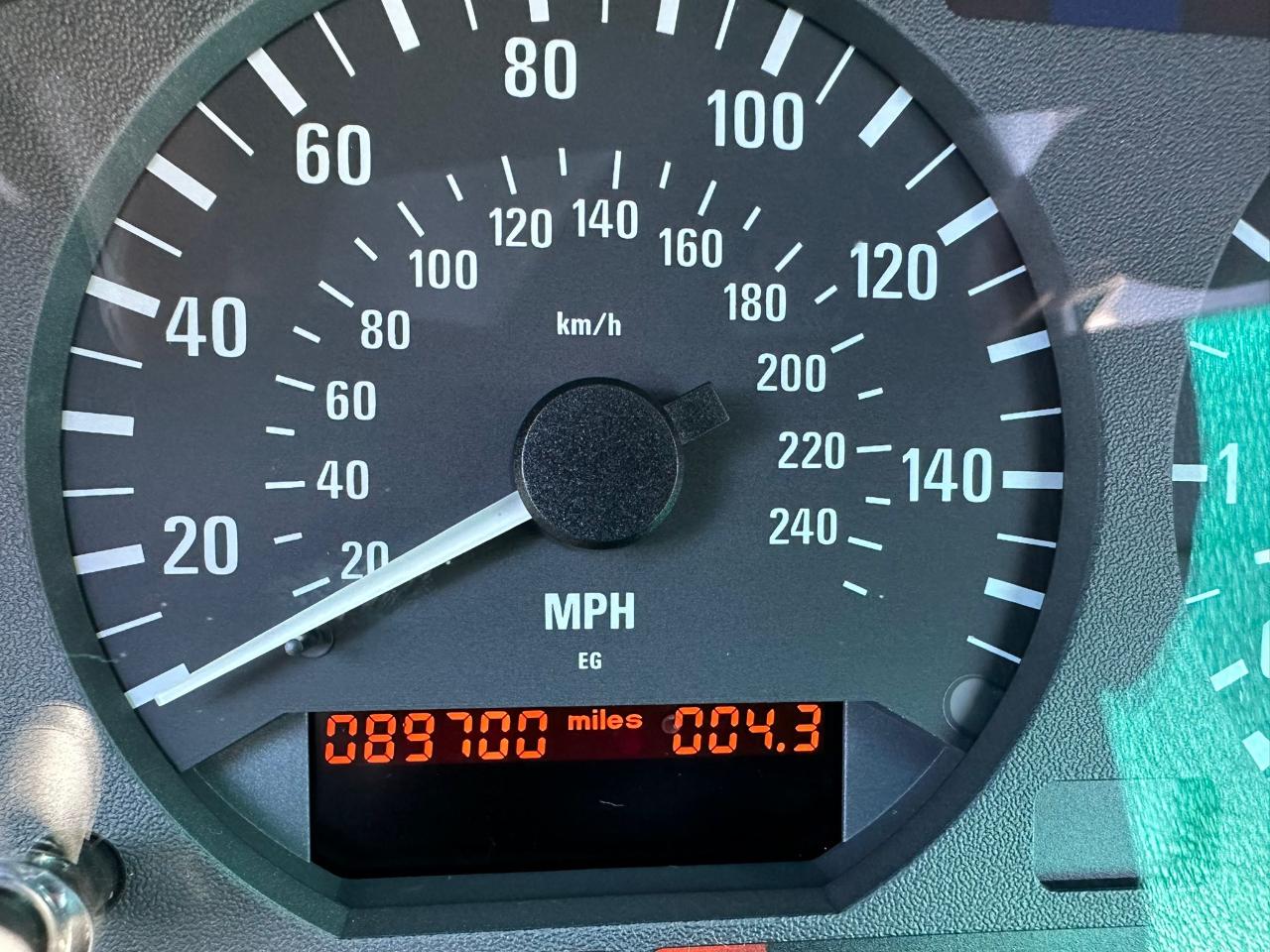 BMW 3-Series323Ic - Thumbnail 13