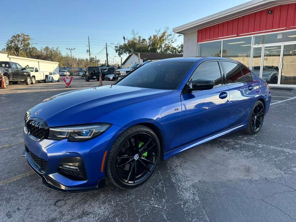 BMW 3-Series330I - Thumbnail 3