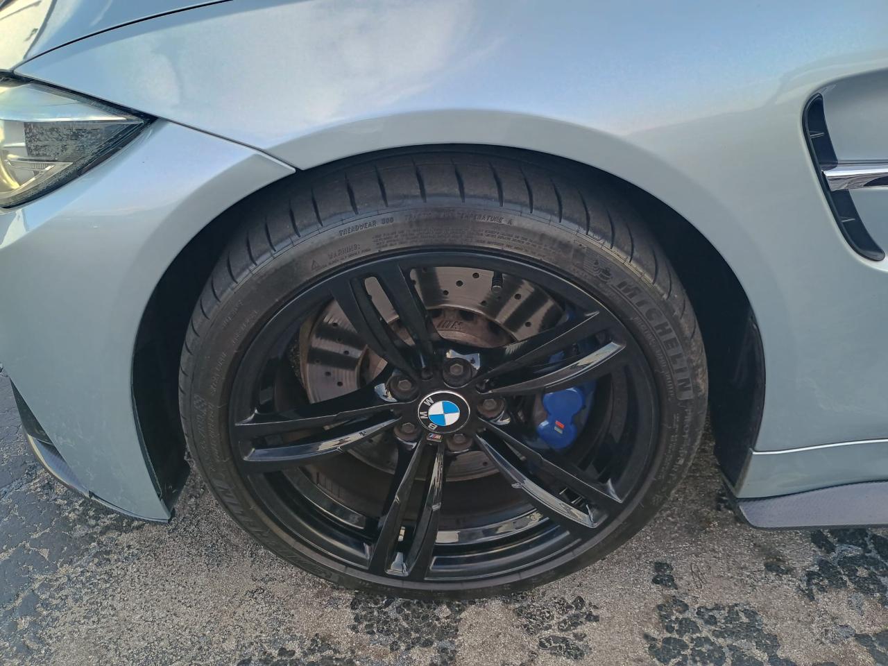 BMW M4Coupe - Thumbnail 9