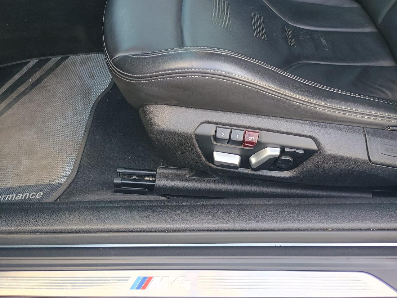 BMW M4Coupe - Thumbnail 16