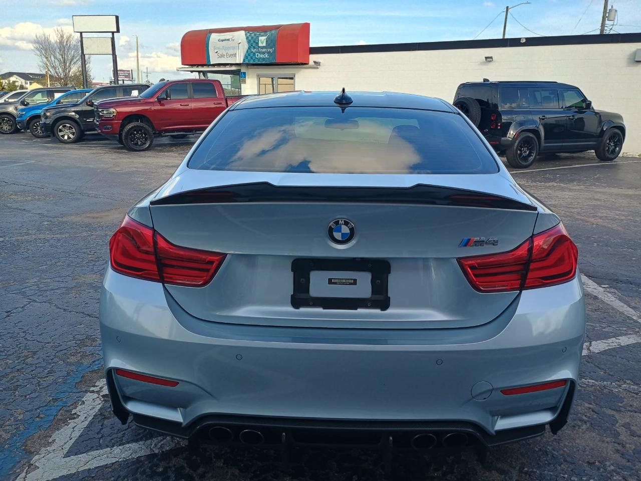 BMW M4Coupe - Thumbnail 6