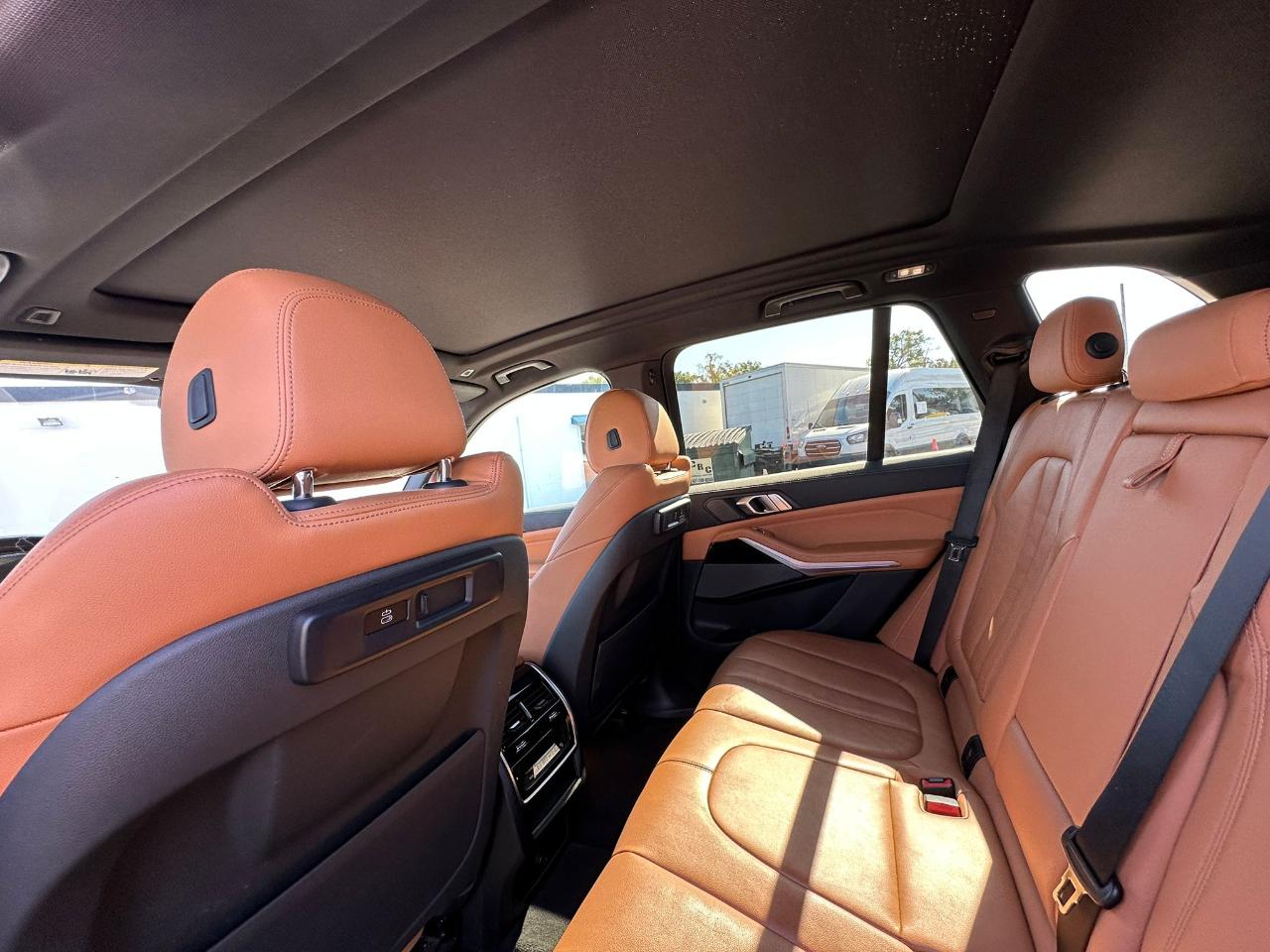 BMW X5Sdrive40I - Thumbnail 11