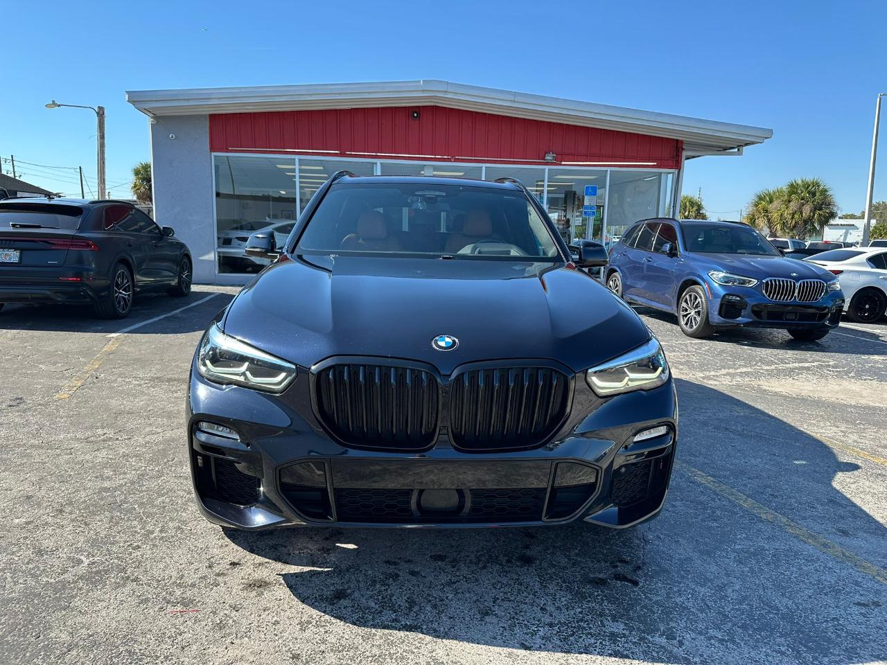 BMW X5Sdrive40I - Thumbnail 2