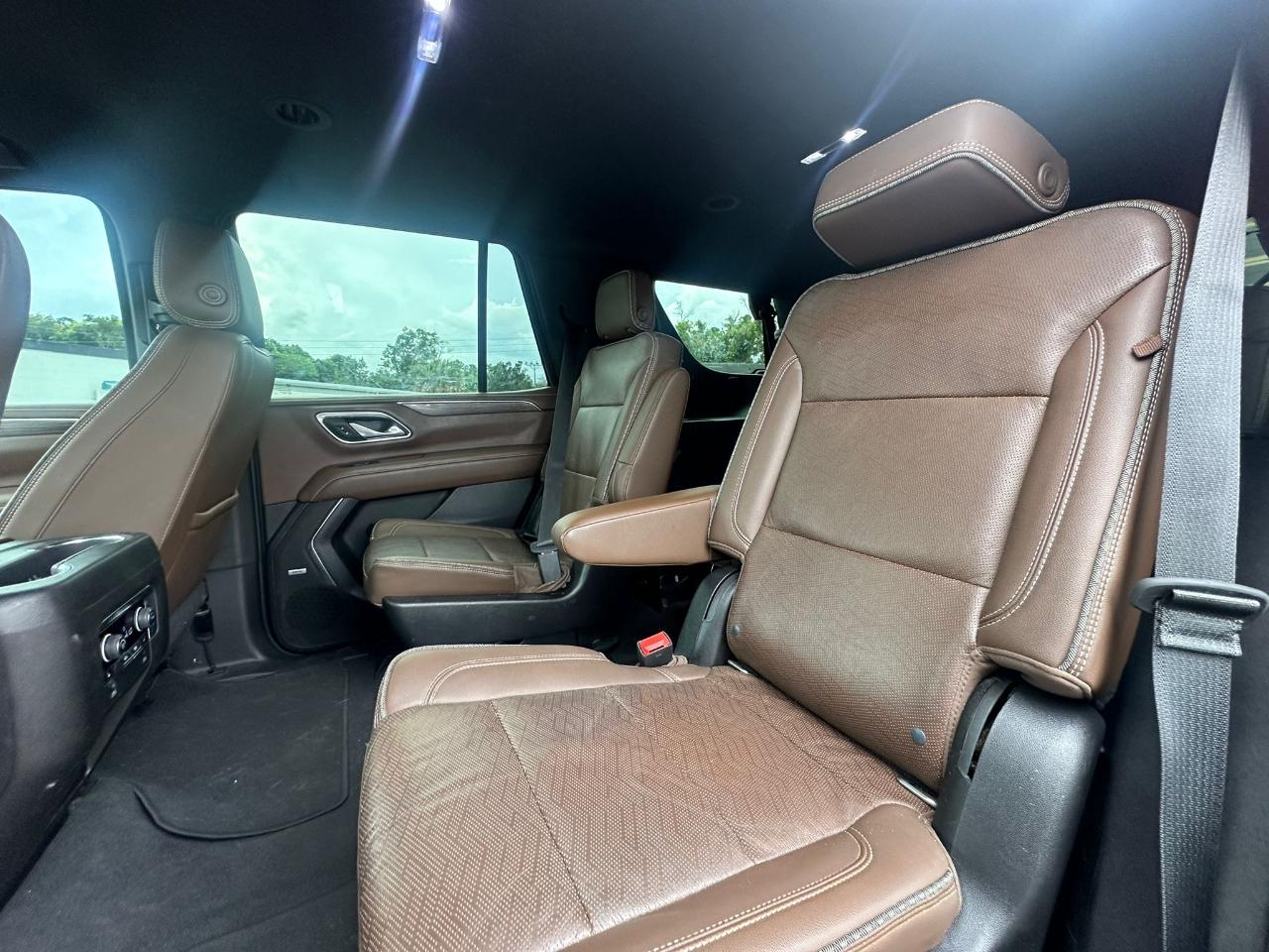 Chevrolet Tahoehigh Country - Thumbnail 10