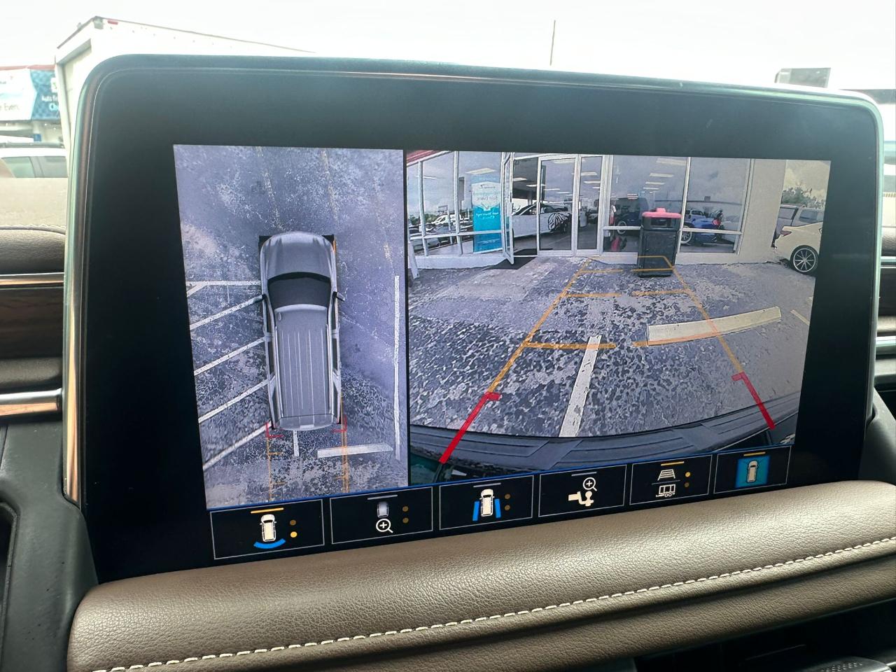 Chevrolet Tahoehigh Country - Thumbnail 15